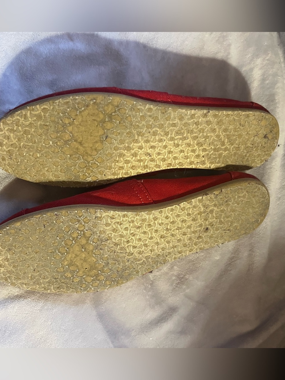 Toms- Red - Picture 2 of 2